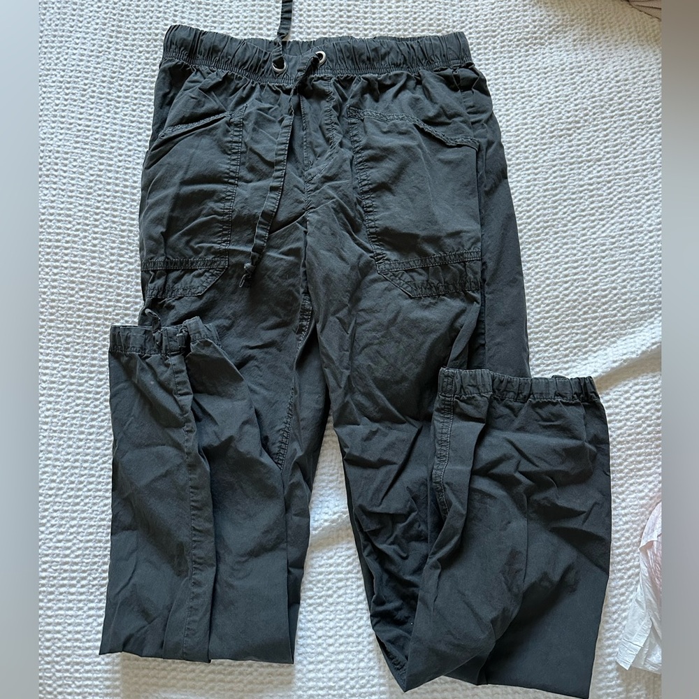 aerie cargo pants, dark grey, size small